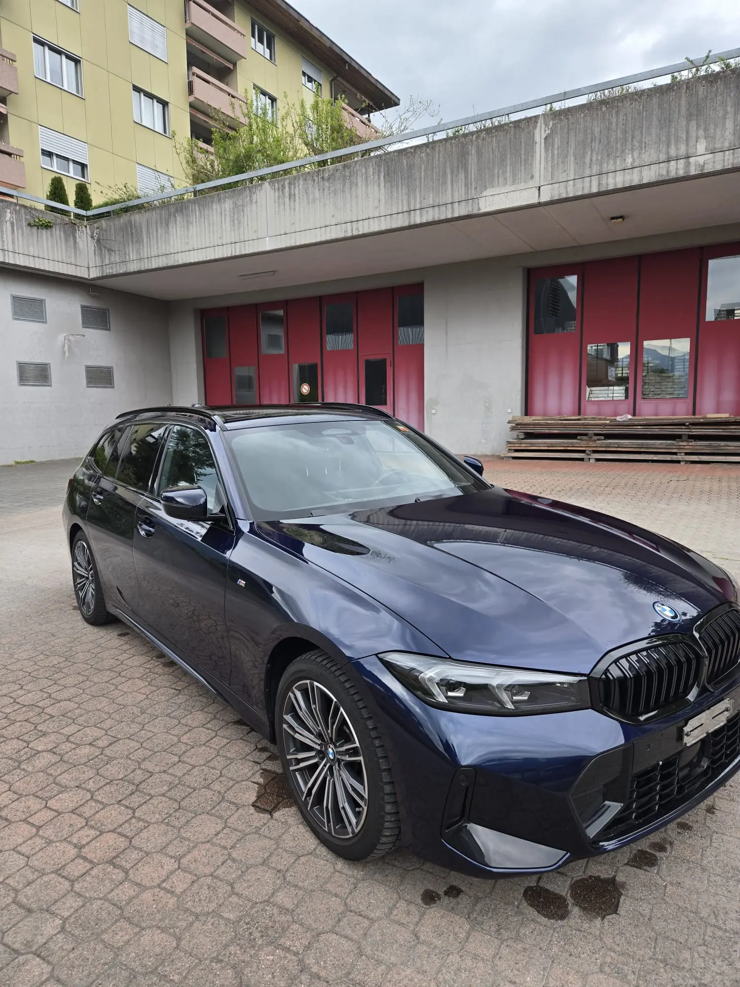 BMW 330 2023 occasion Schwyz — 2
