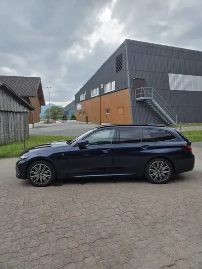 BMW 330e xDrive Touring M Sport Pro — Hybride rechargeable sportif, 60 000 km, finition maximale — Thumbnail 8