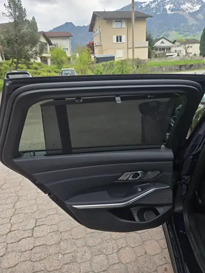 BMW 330e xDrive Touring M Sport Pro — Hybride rechargeable sportif, 60 000 km, finition maximale — Thumbnail 11