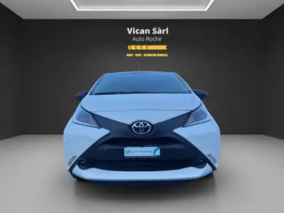 Toyota Aygo 1.0 VVT-i X 2017 — Citadine fiable, très peu kilométrée, première main — exterior view