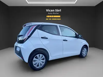 Toyota Aygo 1.0 VVT-i X 2017 — Citadine fiable, très peu kilométrée, première main — detail
