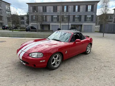 Mazda MX-5 NB GT-R Nr. 001 CH-Sondermode — Roadster légendaire, édition spéciale suisse — Miniatura 9