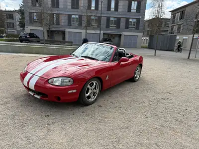 Mazda MX-5 NB GT-R Nr. 001 CH-Sondermode — Roadster légendaire, édition spéciale suisse — Miniatura 7