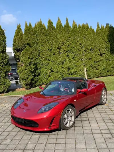 Tesla Roadster 2012 — Le cabriolet électrique révolutionnaire, seulement 12'700 km — Außenansicht