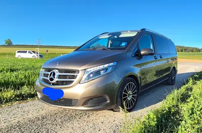 Mercedes-Benz V 220 d — Monospace premium diesel, 148'000 km, sans sinistre — dashboard