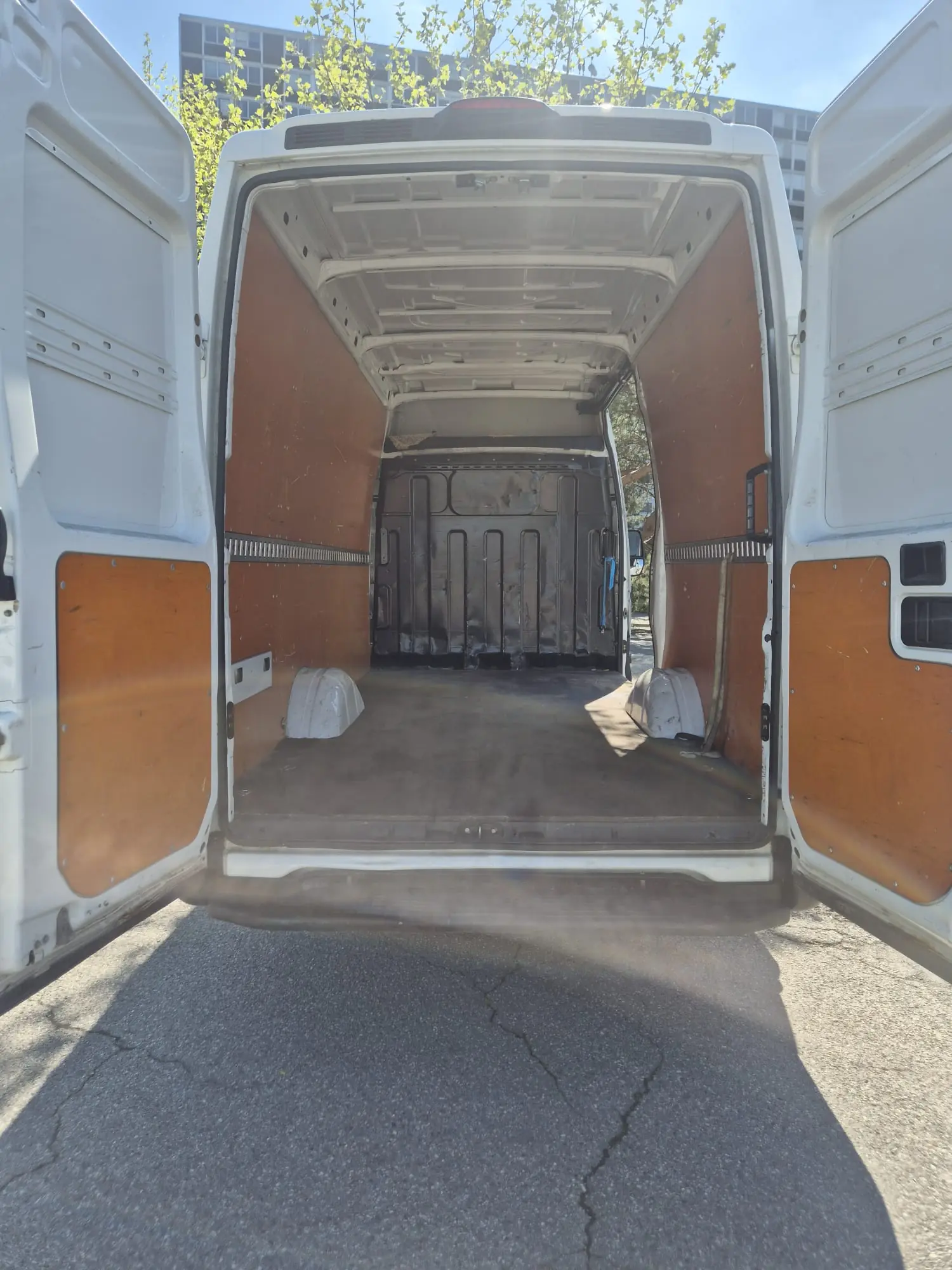 Iveco Ecodaily 2010 occasion Le Lignon — 4