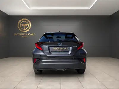Toyota C-HR 1.8 HSD Comfort — Hybride performant, 38'000 km, design affirmé — cruscotto