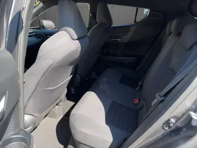 Toyota C-HR 1.8 HSD Comfort — Hybride performant, 38'000 km, design affirmé — Miniatura 10