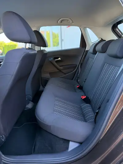 VW Polo 1.2 TSI Comfortline — Citadine fiable, 1ère main, garantie — Miniatura 15