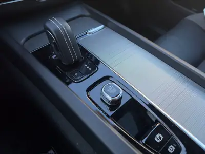 Volvo XC60 T8 eAWD Polestar — SUV hybride rechargeable, 71'000 km, garantie 12 mois — Miniatur 25