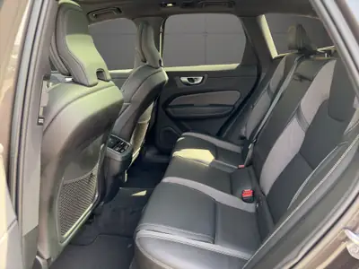 Volvo XC60 B5 Diesel Mild Hybrid AWD — SUV premium hybride, 44'000 km seulement — Miniatur 13