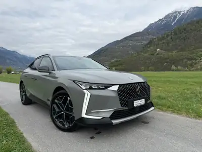 DS 4 1.6 E-Tense Cross Rivoli — Hybride rechargeable 225 ch, 93 000 km seulement — Seitenansicht