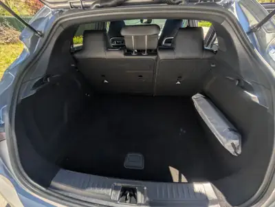 Infiniti Q30 1.6T Sport — Turbo premium, 1er propriétaire, état impeccable — interni