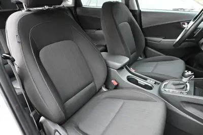 Hyundai Kona 1.6 T-GDi Amplia 4WD — SUV compact turbo, 28'000 km seulement — Thumbnail 14