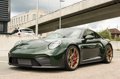 Porsche 911 Carrera GT3 PDK Touring — Superbe verte métallisée, 560 km seulement — detail