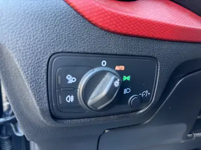 Audi Q2 1.4 TFSI S-tronic — Compact SUV dynamique, sans sinistre, équipé — Thumbnail 24