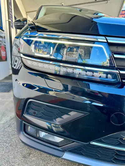 VW Tiguan Allspace 2.0 TSI Highline 4Motion — 7 places, toit panoramique, SUV familial éprouvé — détail