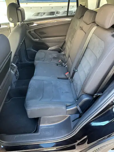 VW Tiguan Allspace 2.0 TSI Highline 4Motion — 7 places, toit panoramique, SUV familial éprouvé — Miniature 9