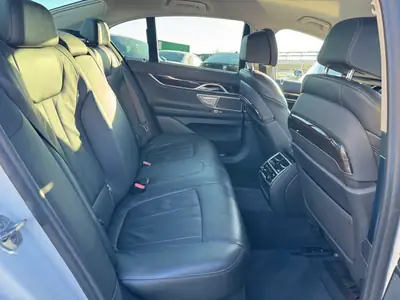 BMW 730d xDrive — Berline premium diesel, garantie 2 ans incluse — Miniatur 11