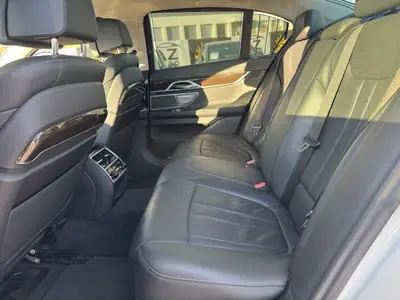 BMW 730d xDrive — Berline premium diesel, garantie 2 ans incluse — Miniatur 16