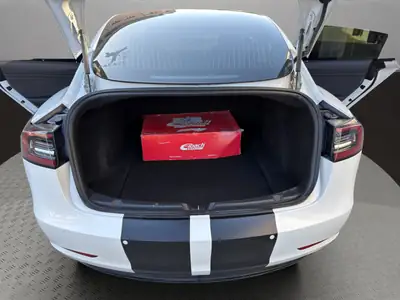 Tesla Model 3 Performance Dual Motor AWD — Berline électrique haute performance, 120'000 km — Thumbnail 18