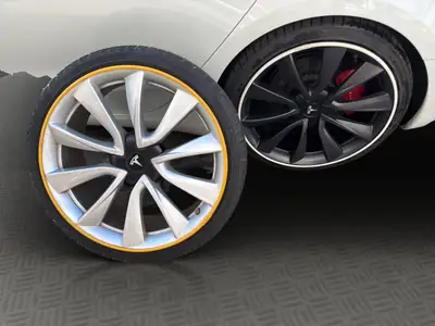 Tesla Model 3 Performance Dual Motor AWD — Berline électrique haute performance, 120'000 km — Thumbnail 20