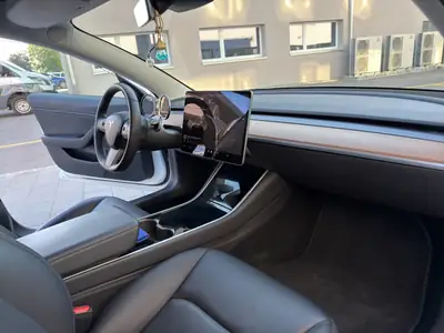 Tesla Model 3 Performance Dual Motor AWD — Berline électrique haute performance, 120'000 km — Thumbnail 22