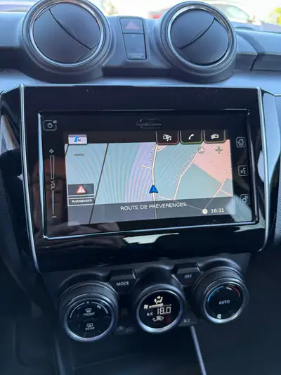 Suzuki Swift 1.2 Compact Top 4x4 Hybrid — Citadine polyvalente et écologique — détail