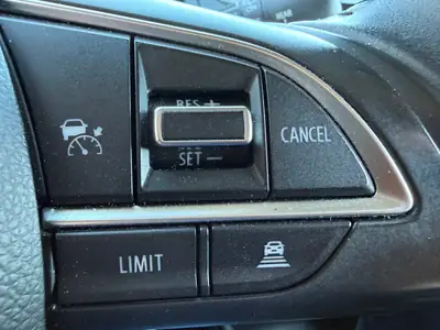 Suzuki Swift 1.2 Compact Top 4x4 Hybrid — Citadine polyvalente et écologique — Miniature 8