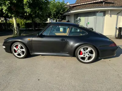 Porsche 911 Carrera 4S 1998 — Icône sportive aux 285 ch, entretien suivi — Seitenansicht