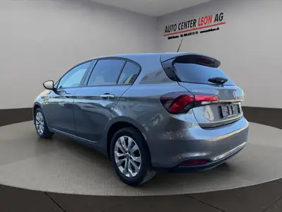 Fiat Tipo 1.4 TJet Lounge — Berline fiable, équipée et économique — interior