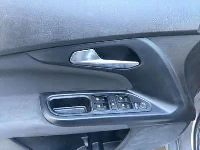 Fiat Tipo 1.4 TJet Lounge — Berline fiable, équipée et économique — Thumbnail 11