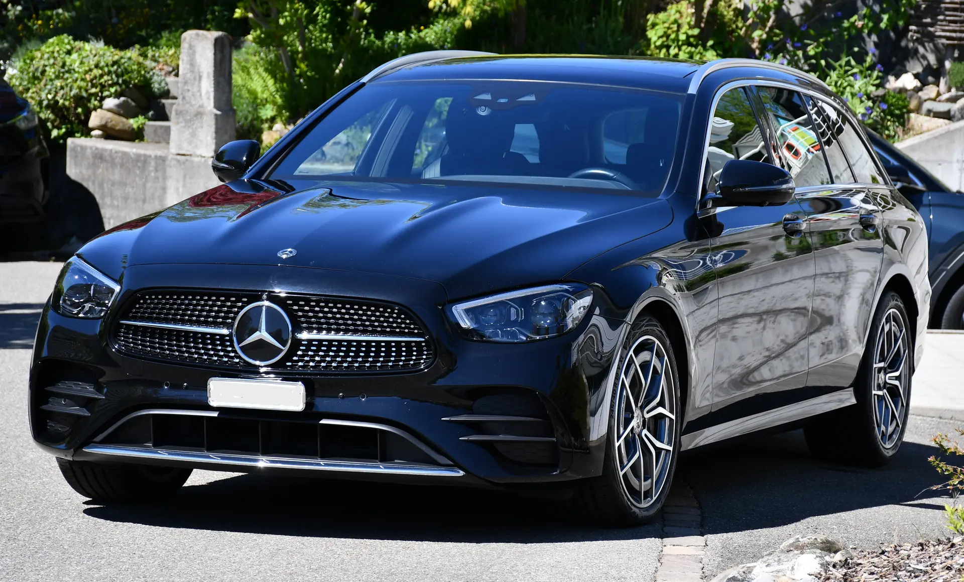 Mercedes-Benz E 400 d T 4Matic AMG Line — Break diesel performant, 46 200 km seulement