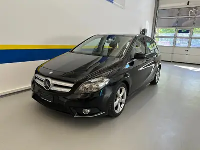 Mercedes-Benz Classe B 200 — Monospace urbain fiable, 149 000 km, révision à jour — vista esterna