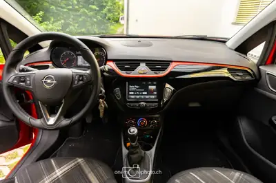 Opel Corsa 1.0 T EcoFLEX Color Edition — Citadine dynamique, faible consommation et équipements premium — interni