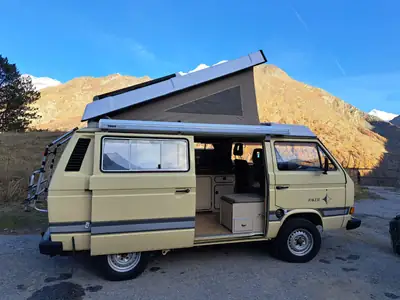 VW T3 Joker 1986 — Camping-car vintage diesel, aménagé complet et prêt à l'aventure — côté