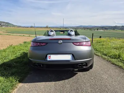 Alfa Romeo Spider 1.8 TBi — Cabriolet iconique, rare en finition Titan Matt — Thumbnail 7