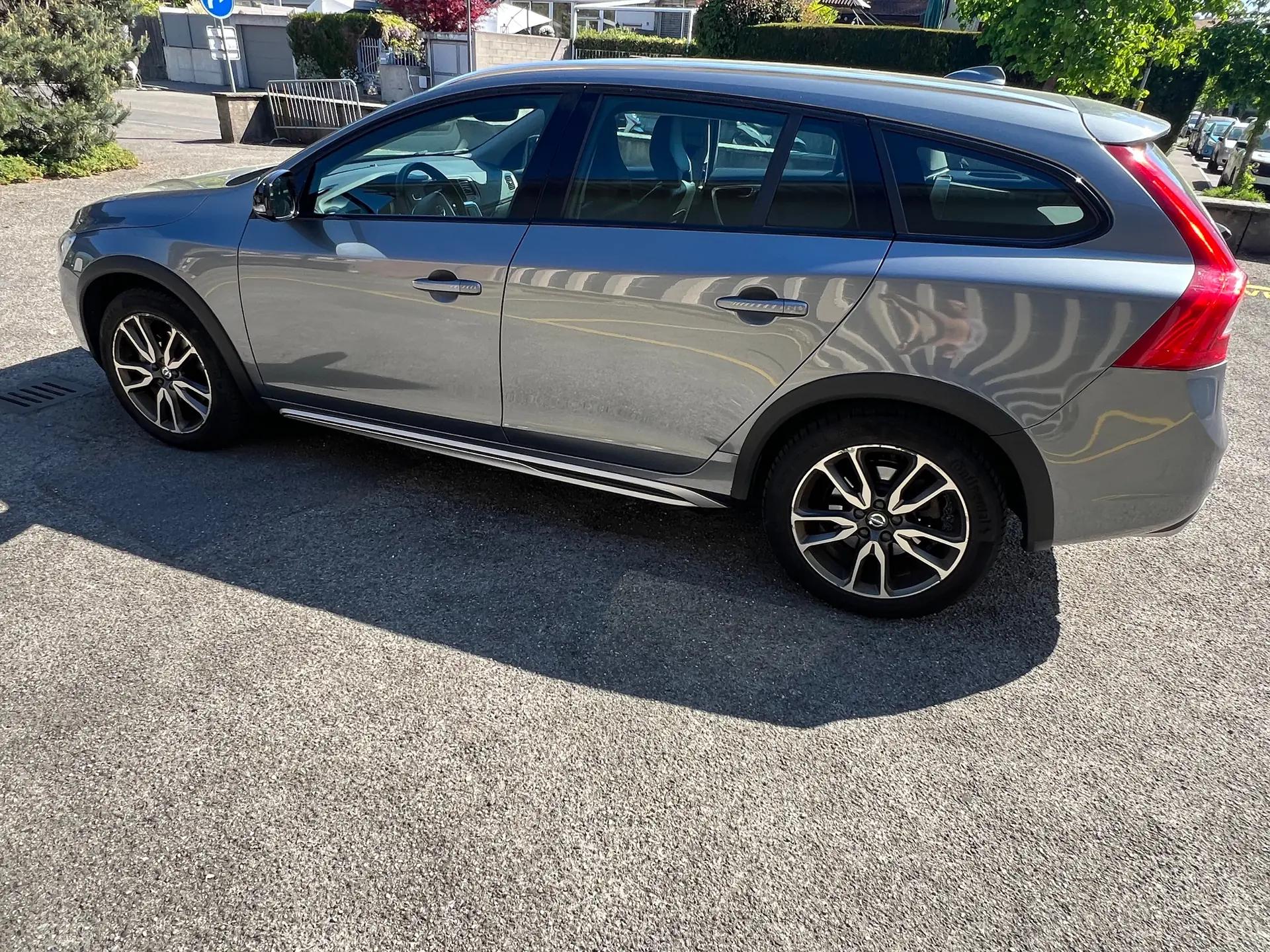 Volvo V60 2017 occasion Petit-Lancy — 3