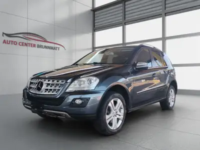 Mercedes-Benz ML 350 BlueTEC 4Matic — SUV premium diesel, entretien exemplaire — vista esterna