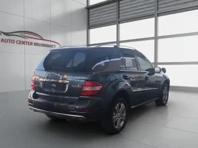 Mercedes-Benz ML 350 BlueTEC 4Matic — SUV premium diesel, entretien exemplaire — cruscotto