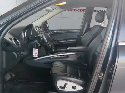 Mercedes-Benz ML 350 BlueTEC 4Matic — SUV premium diesel, entretien exemplaire — Miniatura 8