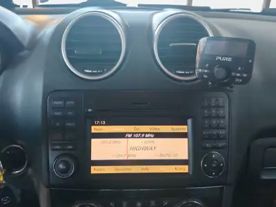 Mercedes-Benz ML 350 BlueTEC 4Matic — SUV premium diesel, entretien exemplaire — Miniatura 11