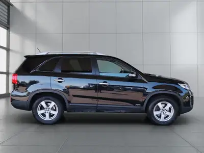 Kia Sorento 2.2 CRDI — SUV 7 places robuste, diesel efficace et entretien récent — interni
