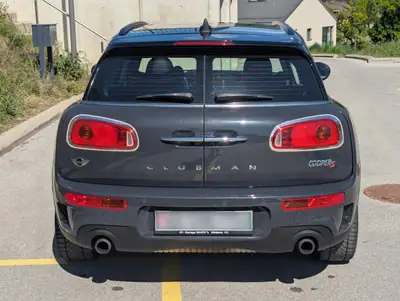 MINI Clubman Cooper S ALL4 — Compacte polyvalente, transmission intégrale et 192 ch — interior
