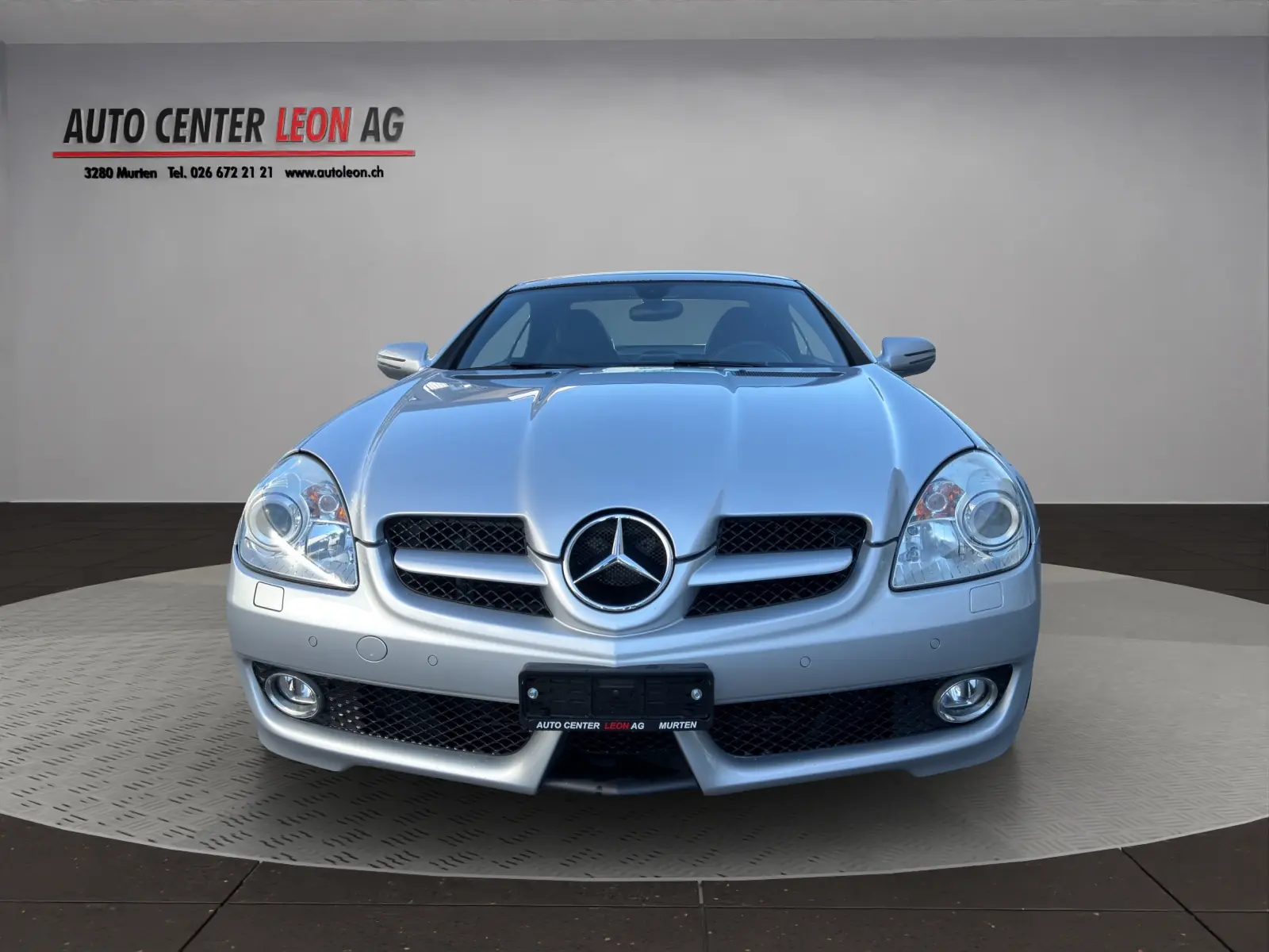 Mercedes-Benz SLK 200 Kompressor — Cabriolet élégant, moteur surcompressé, entretien à jour