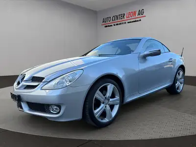 Mercedes-Benz SLK 200 Kompressor — Cabriolet élégant, moteur surcompressé, entretien à jour — side view