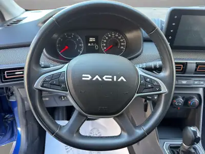 Dacia Sandero Stepway TCe 90 — SUV compact automatique, entretien économique — Thumbnail 10