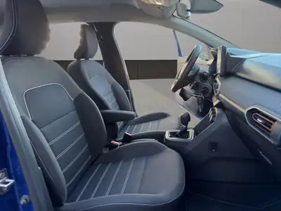Dacia Sandero Stepway TCe 90 — SUV compact automatique, entretien économique — Thumbnail 17