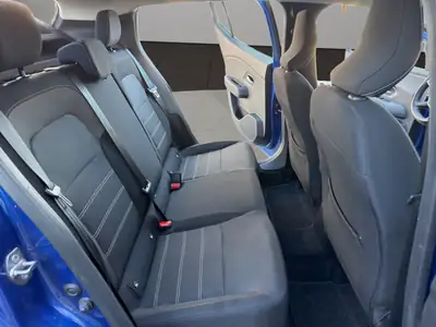 Dacia Sandero Stepway TCe 90 — SUV compact automatique, entretien économique — Thumbnail 18