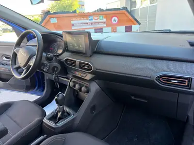 Dacia Sandero Stepway TCe 90 — SUV compact automatique, entretien économique — Thumbnail 21